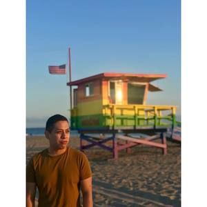 Meet your Posher, Julian